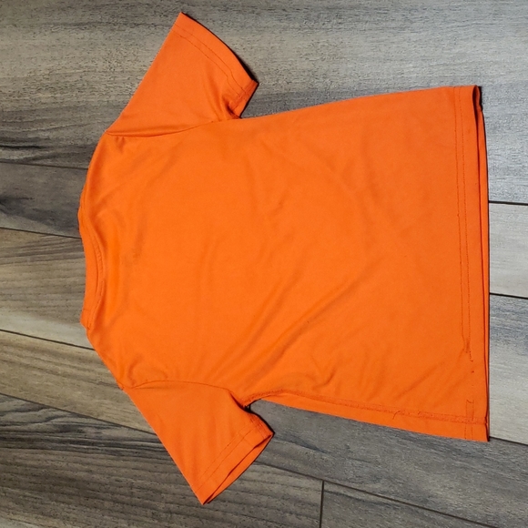 Boys Champion 🏀 basketball themed athletic t shirt - Picture 7 of 8